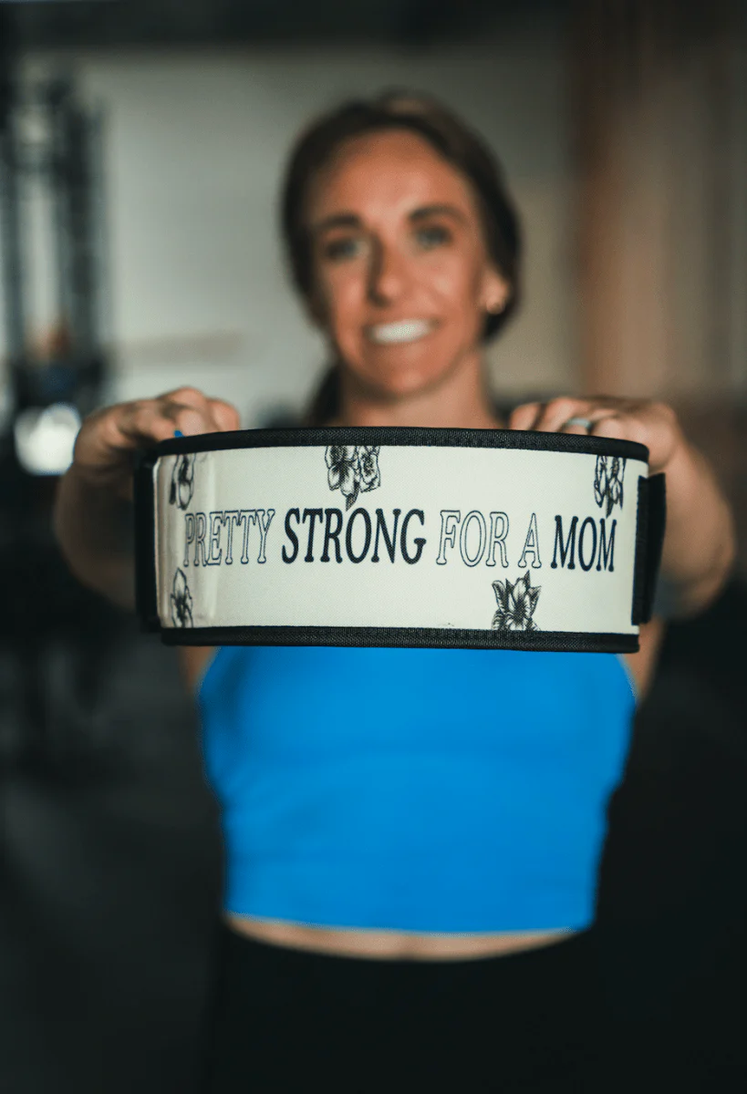 Pretty Strong for a Mom by Arielle Loewen 4" Weightlifting Belt - Image 7